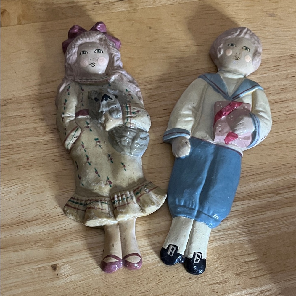 😄Vintage little people wall hanging miniature resin